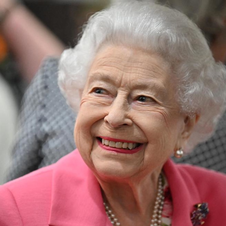 ملكة بريطانيا تعود إلى وندسور بعد عطلة قصيرة في بالمورال