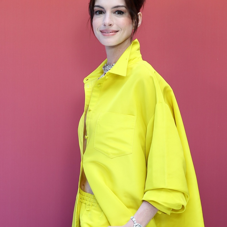 صور إطلالات النجمات العالميات جريئة في حفل بولغاري في باريس