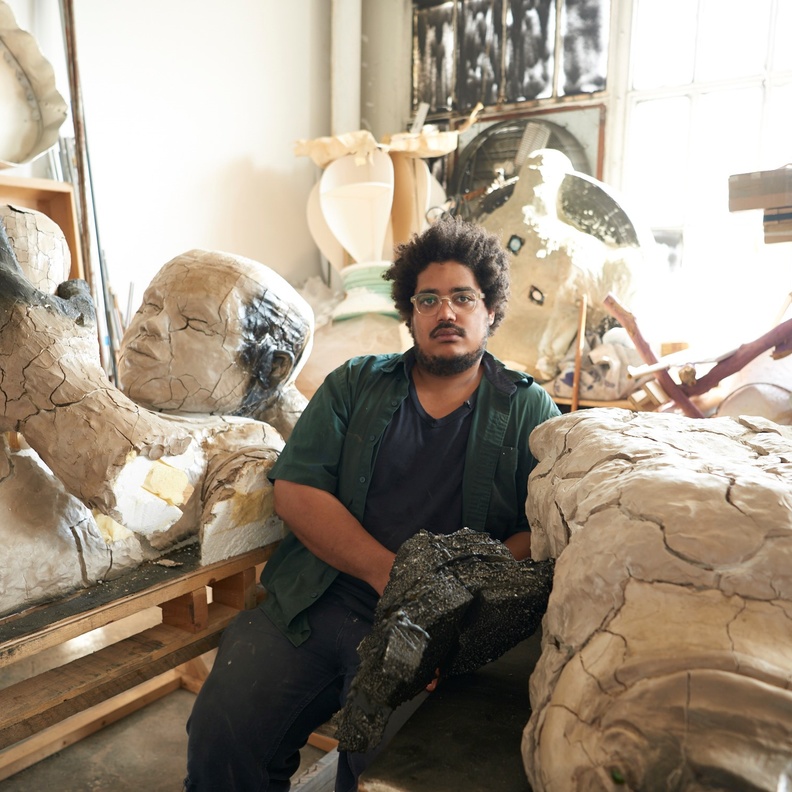 موقع Yoox يقدّم Multi Form خلال أسبوع الموضة في ميلانو 2022