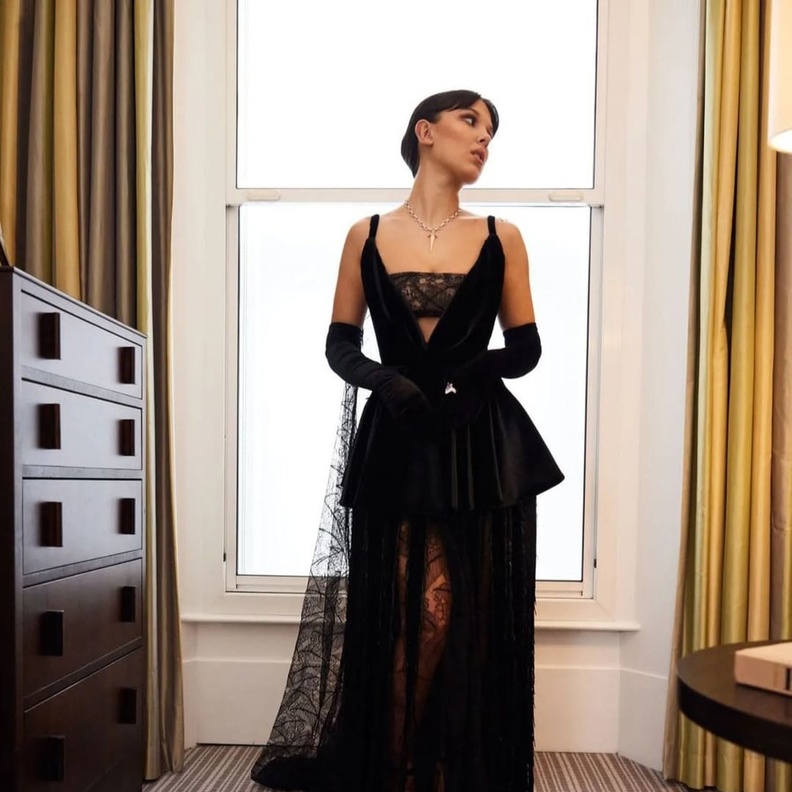 أناقة راقية بالأسود