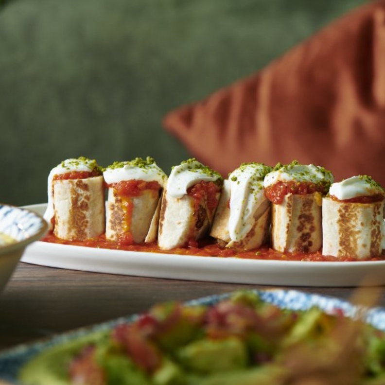 "قهوة بيروت" تطلق خدمة توصيل الطعام حصريًا عبر زوماتو