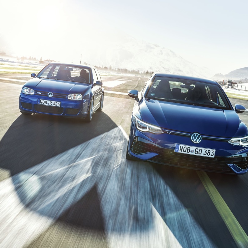 فولكس فاغن تطلق موديل Golf R 20 Years الخاص