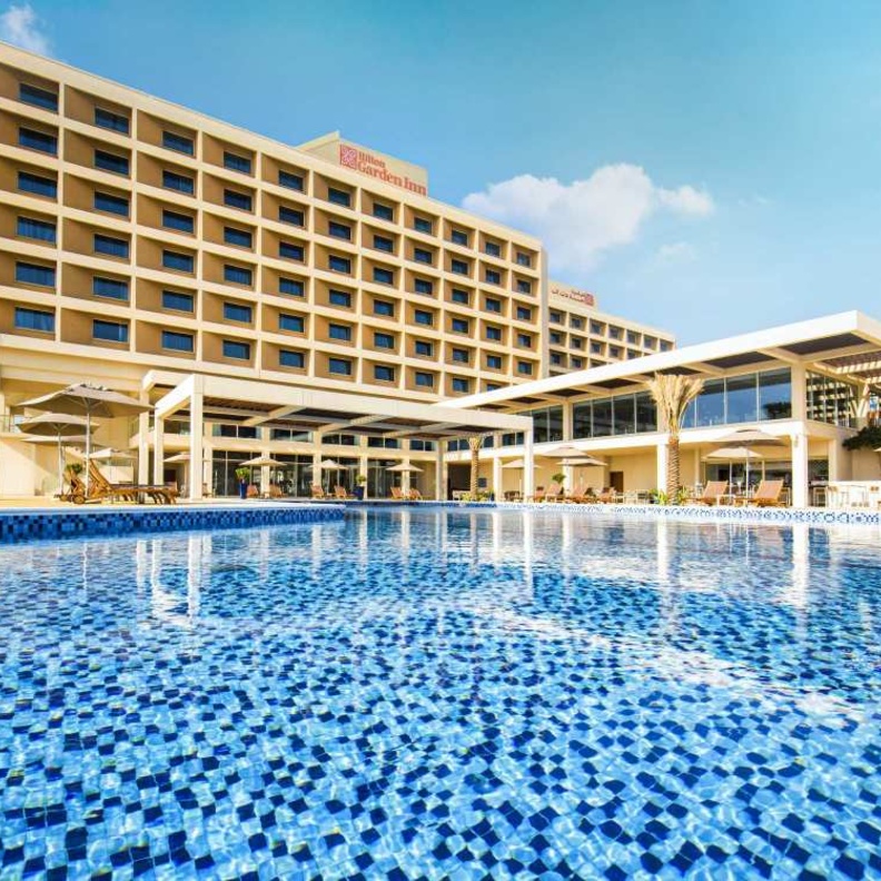  فندق هيلتون جاردن إن رأس الخيمة يقدم لضيوفه مجموعة مميزة من العروض والتجارب في موسم الصيف 