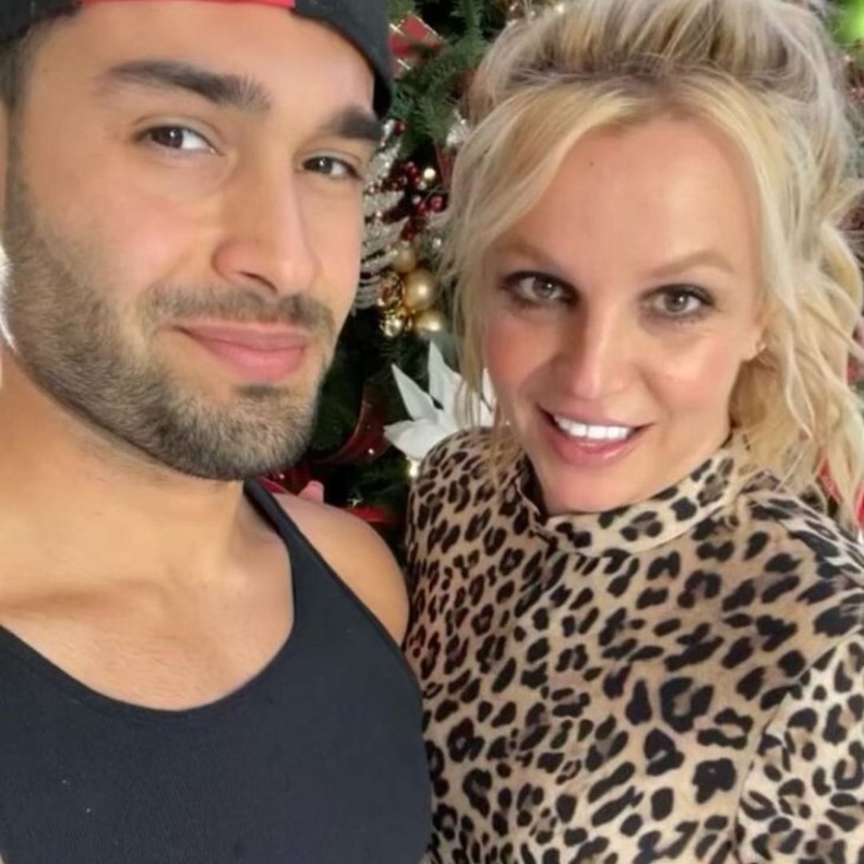 بريتني سبيرز وسام اصغري