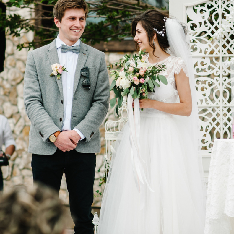 نصائح لإعداد فناء المنزل لاستضافة حفل زفاف