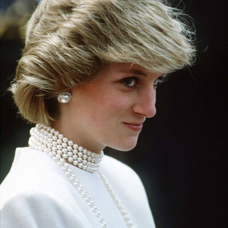 أفخم المجوهرات الملكية المرصعة بسحر اللؤلؤ 