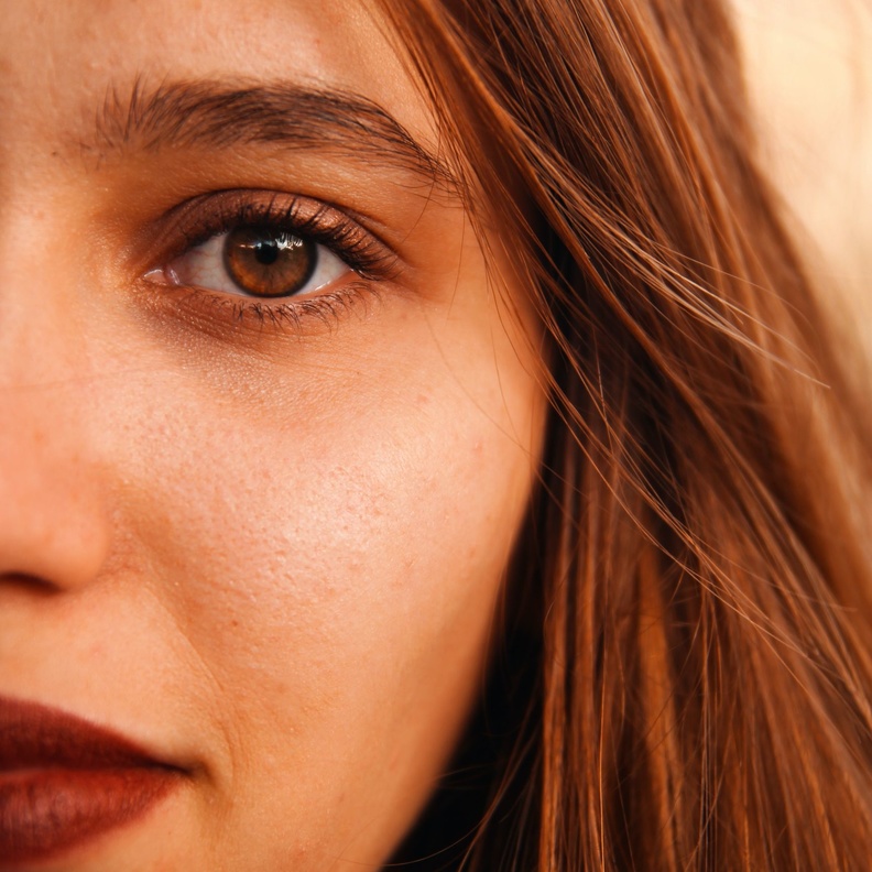 5 خطوات تساعد في العناية بالبشرة الدهنية في فصل الصيف