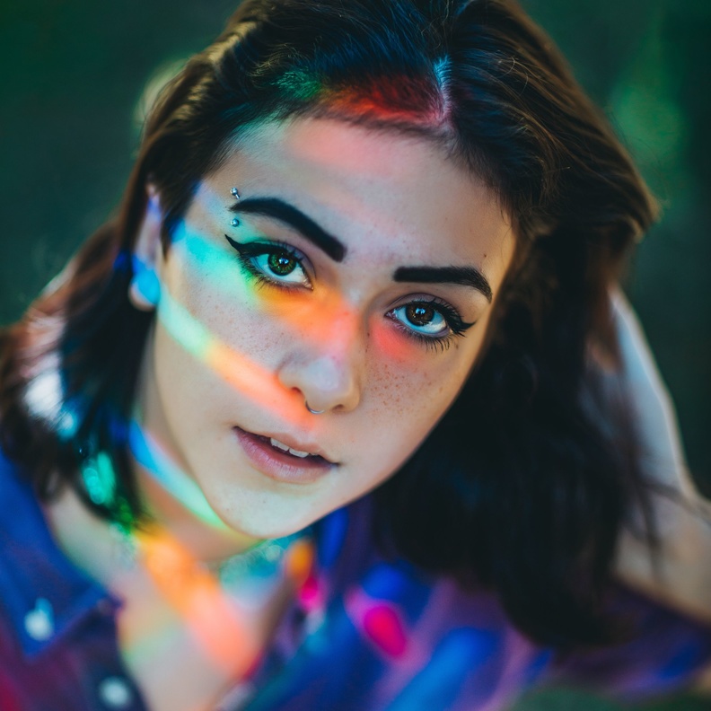 احصلي على مظهر حواجب كثيفة قبل العيد بخلطات طبيعية سهلة