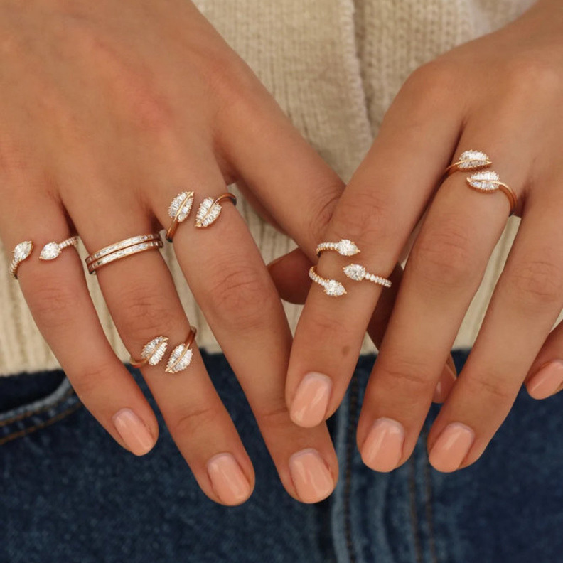 أروع المجوهرات المستوحاة من أوراق الشجر لإطلالة يومية جذابة