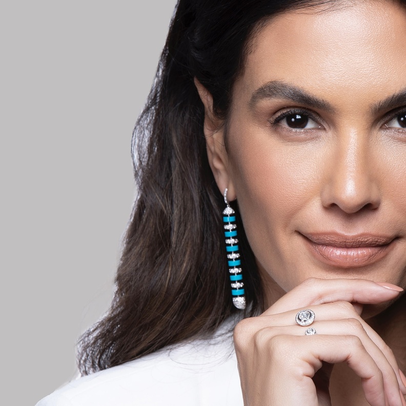 أقراط صيفية من ديفيد موريس