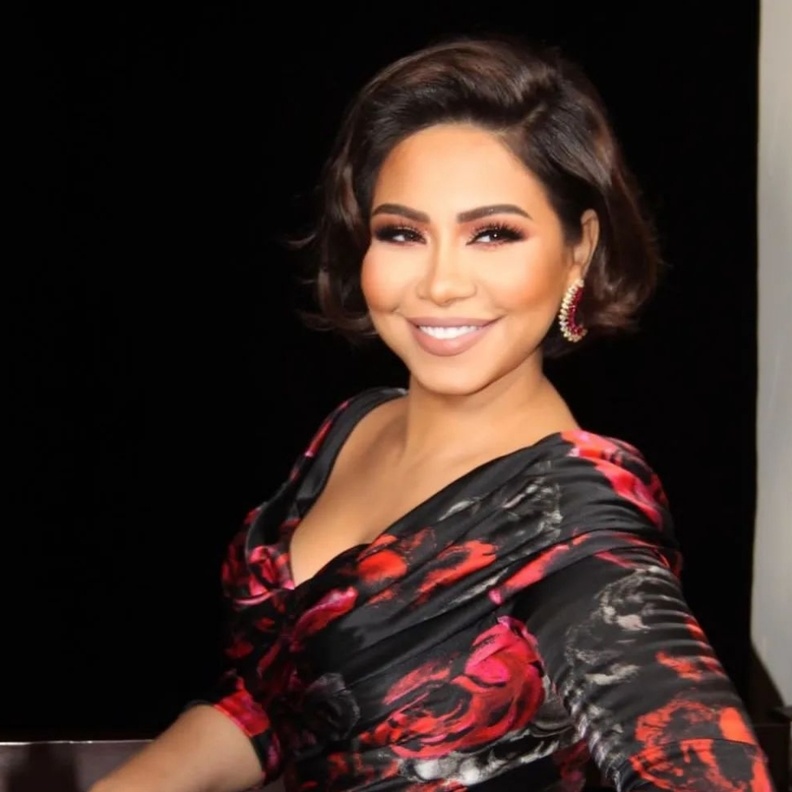 إطلالة مجوهرات شيرين عبد الوهاب