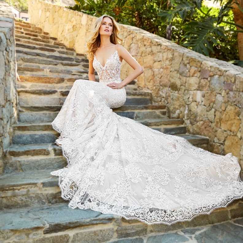 اختاري فستان زفاف مناسب لثيم الحفل