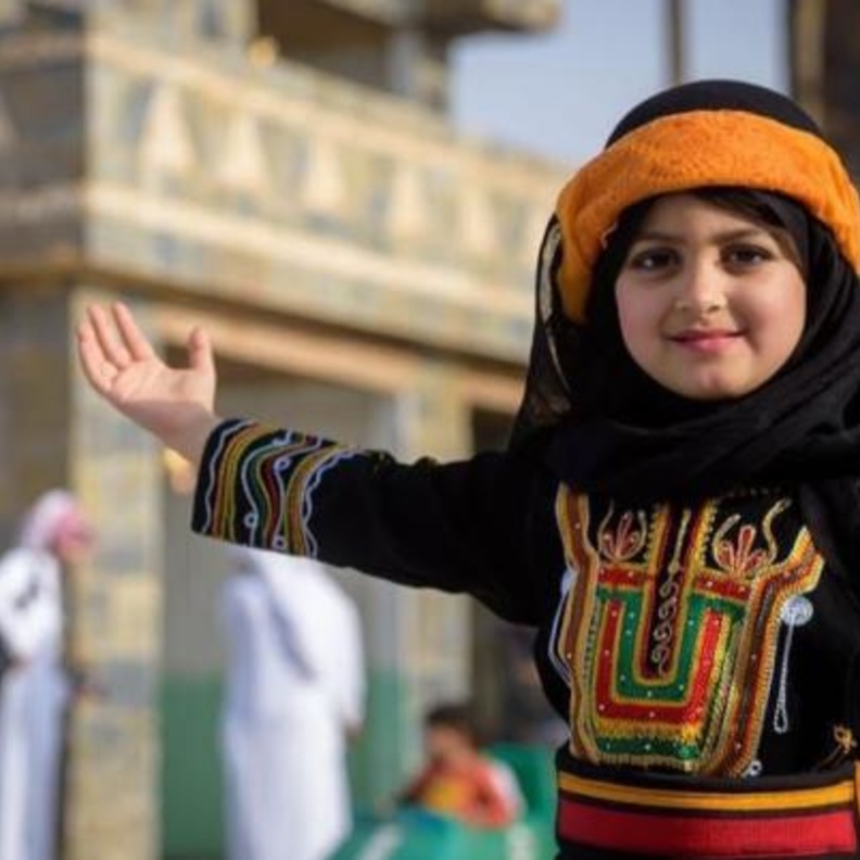 الأزياء النجدية والمجوهرات .. تعرفوا على أبرز برامج التعليم المستمر من المعهد الملكي للفنون التقليدية