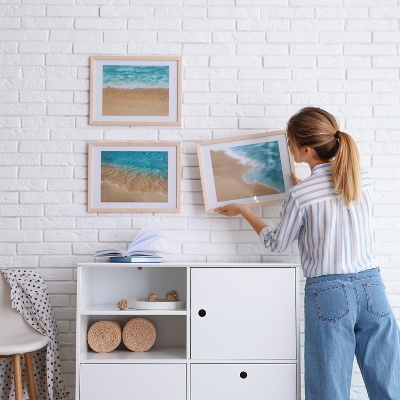 اللوحات الفنية من أبسط طرق تجديد البيت