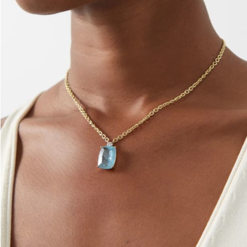 تصميم بسيط لكن جريء من إيرين نويرث