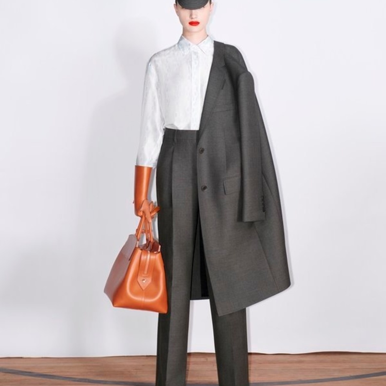 نقطة تحوّل لأسبوع الموضة في لندن... عودة أسماء كبيرة إلى التقويم