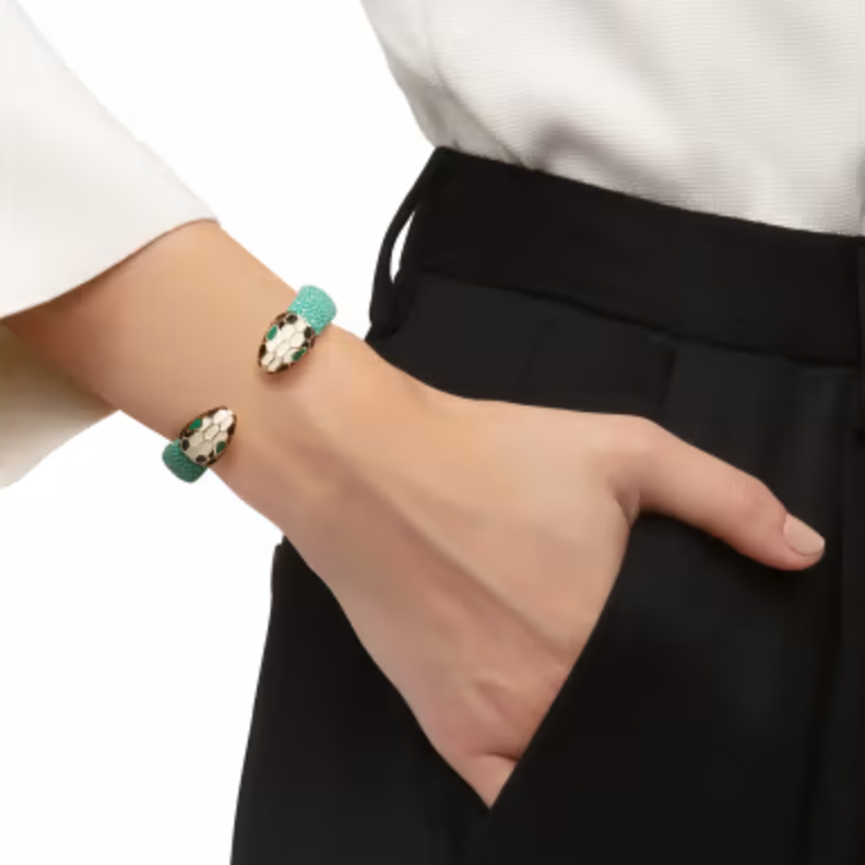 سوار سيربنتي Serpenti الشهير من بولغاري