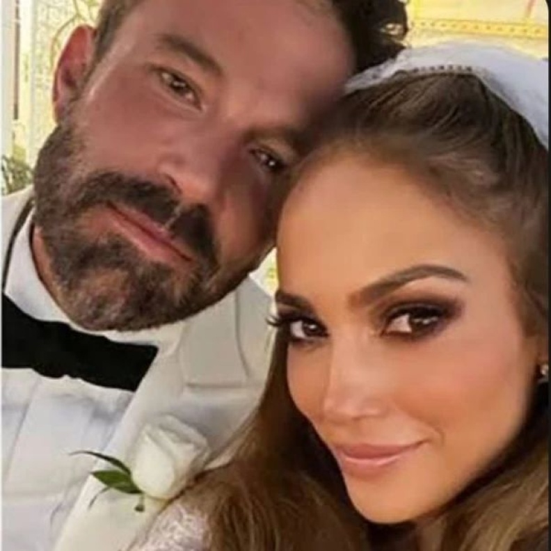 توقعات بنجاح واستمرار زواج بن أفليك وجينيفر لوبيز