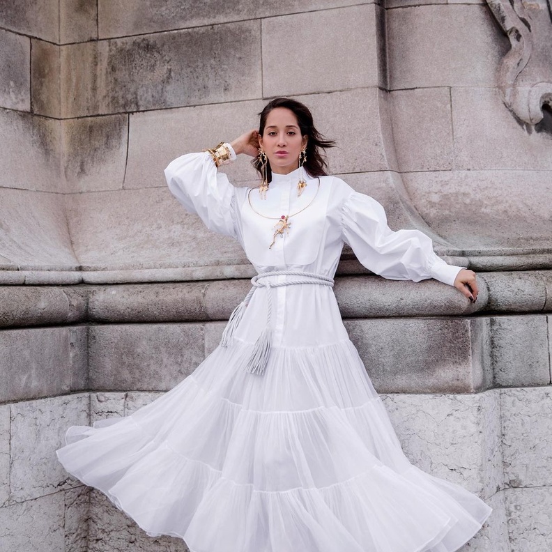 فساتين باللون الأبيض لصيف 2022 من وحي اطلالات الفاشينيستا