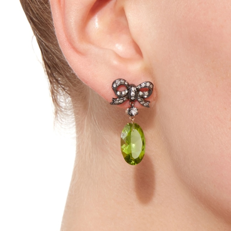 مجوهرات البريدوت حجر شهر أغسطس المثالية لأرقى الهدايا