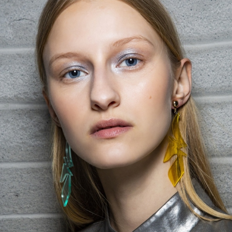 Hui ظلال العيون الجديد من عروض