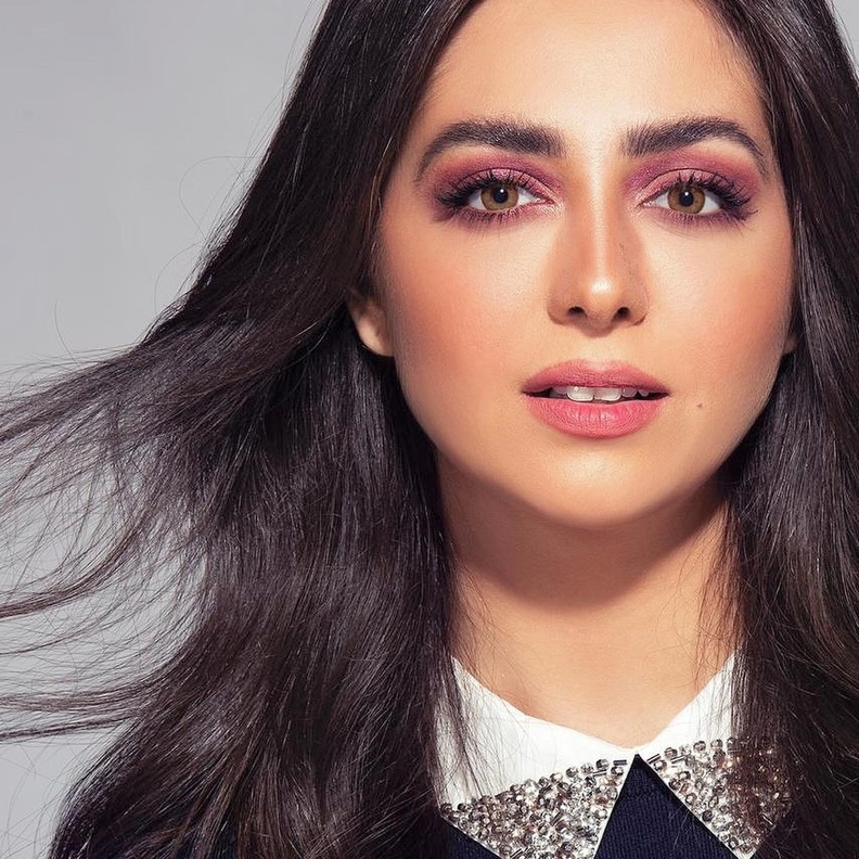 هبة مجدي ترفع شعار الجمال الطبيعي.. إليكم أبرز إطلالاتها الجمالية في عيد ميلادها