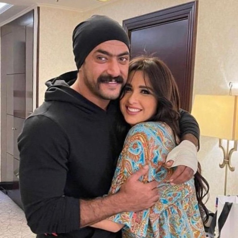 ياسمين عبد العزيز وأحمد العوضي