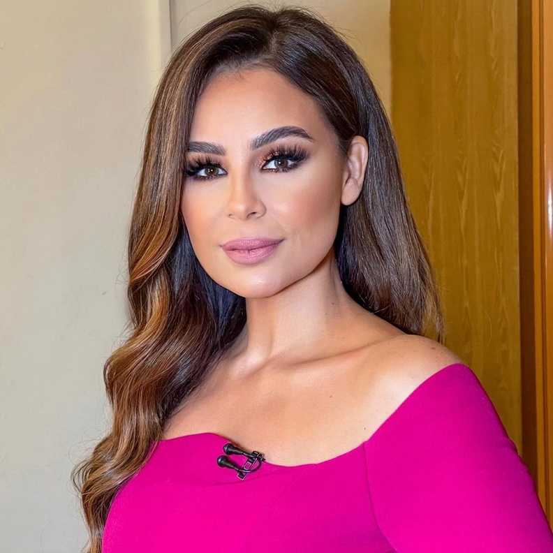 اجمل رسمات المكياج البرونزي بطرق مختلفة لعيد الاضحى بأسلوب النجمات