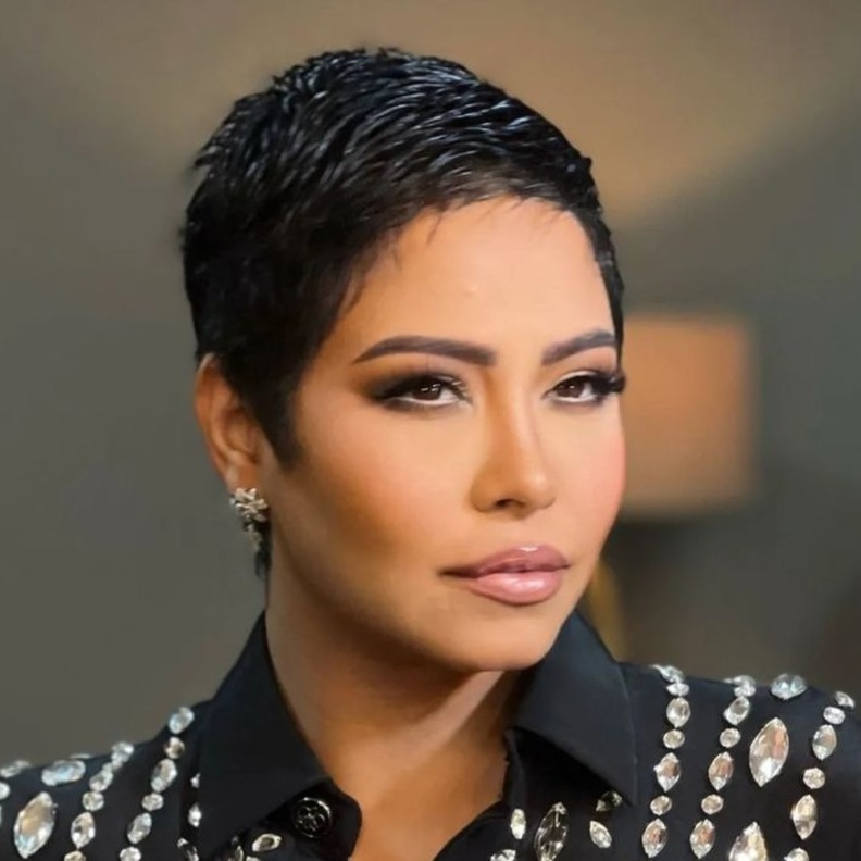 إطلالات مكياج لافتة للبشرة الحنطية اتبعيها بالخطوات بأسلوب شيرين عبد الوهاب