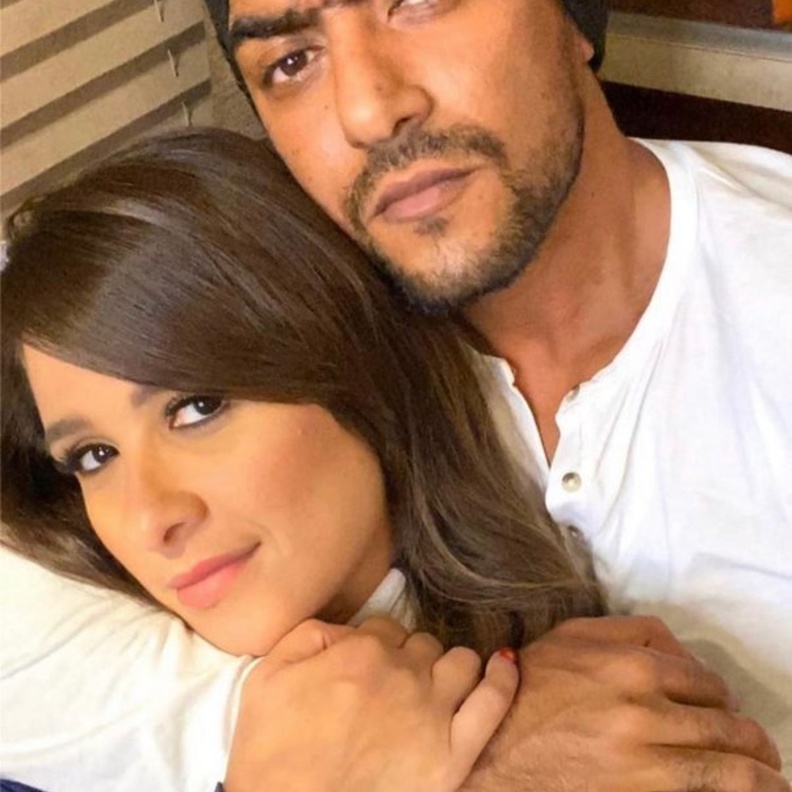 ياسمين عبد العزيز وأحمد العوضي