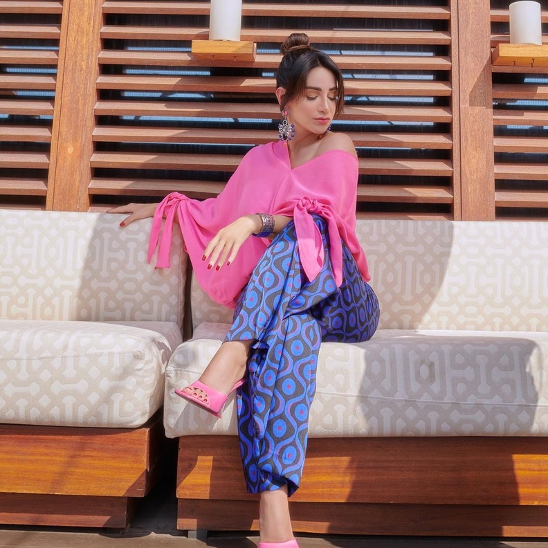 شاهدوا أحدث إطلالات ديانا حداد بعد عودتها للتواصل مع الجمهور