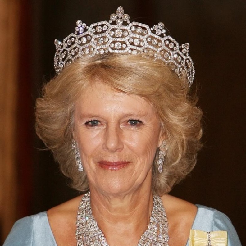 قلادة The Greville necklace الماسية من أفخم مجوهرات كاميلا باركر