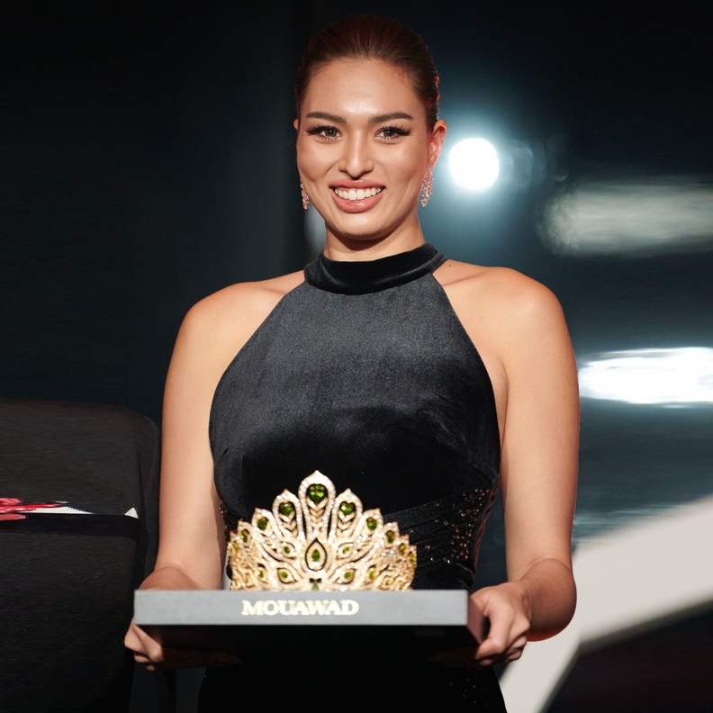 معوّض تكشف عن تاج ملكة جمال الكون في تايلاند 2022