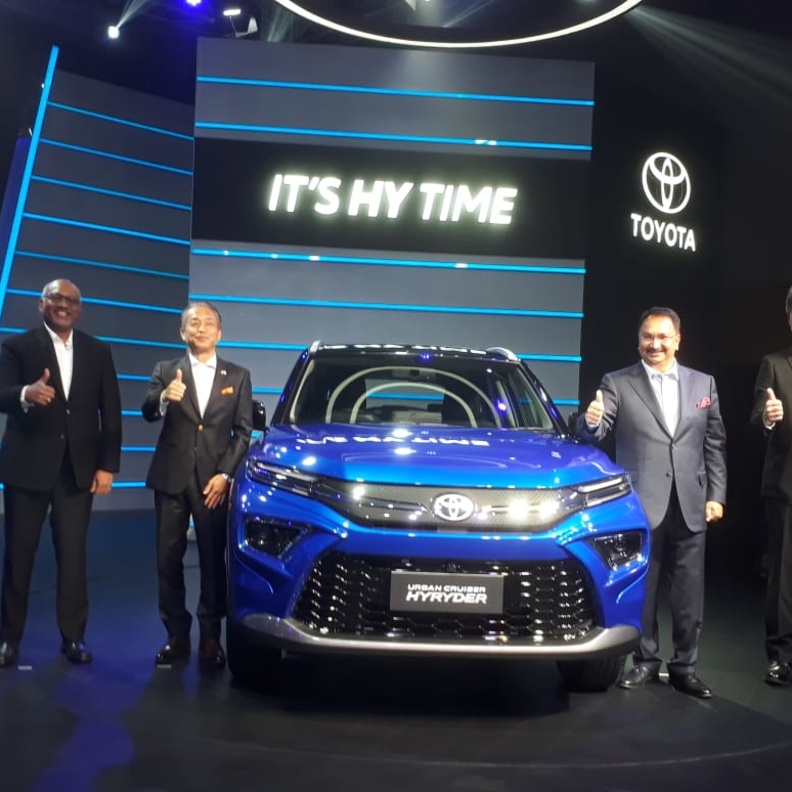 تويوتا تكشف عن اوربان كروزر هايرايدر الجديدة كلياً