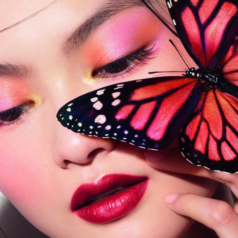 جيرلان تعيد ابتكار مكياج العيون