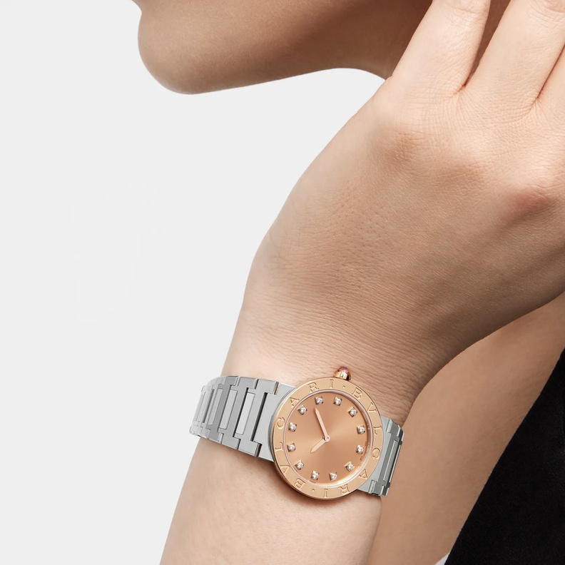 أبرز تصاميم الساعات النسائية الراقية من بولغاري