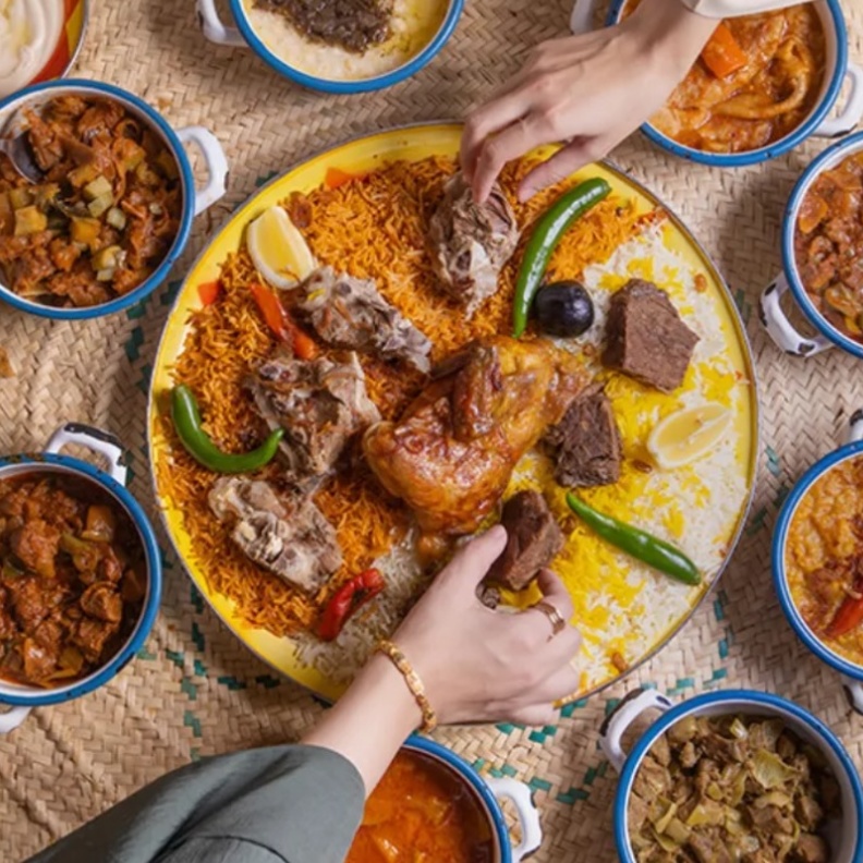 أشهى الماكولات بانتظارك - المصدر وام 