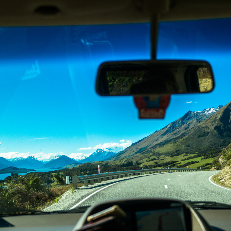 ما هي أفضل الأوقات للسفر بالسيارة صباحاً ام مساءً