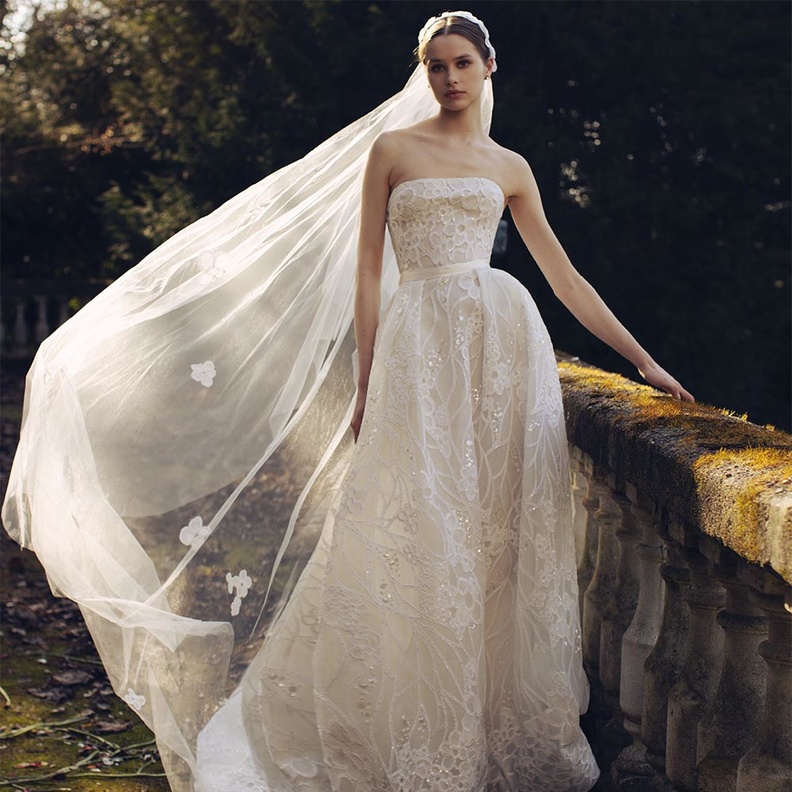 أكمام فساتين الزفاف@eliesaab