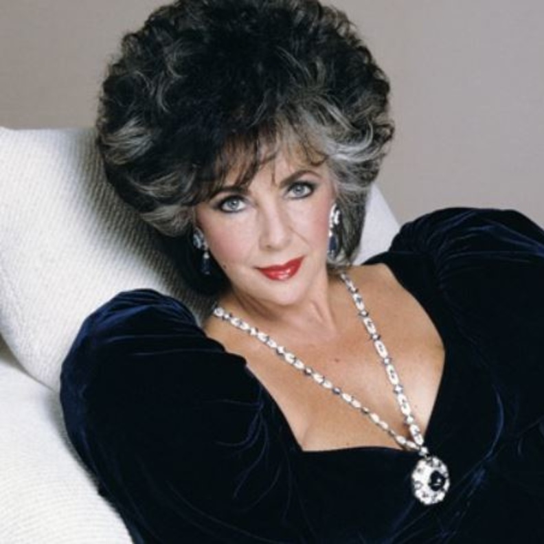 إليزابيث تايلور بعقد بولغاري