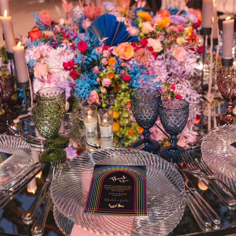 افكار رائعة لديكور مائدة الخطوبة من FIFT15N 