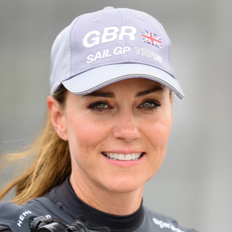 كيت ميدلتون تسرق الأضواء بإطلالتين جماليتين مع ملابسها الرياضية وهذه أسرار مكياجها