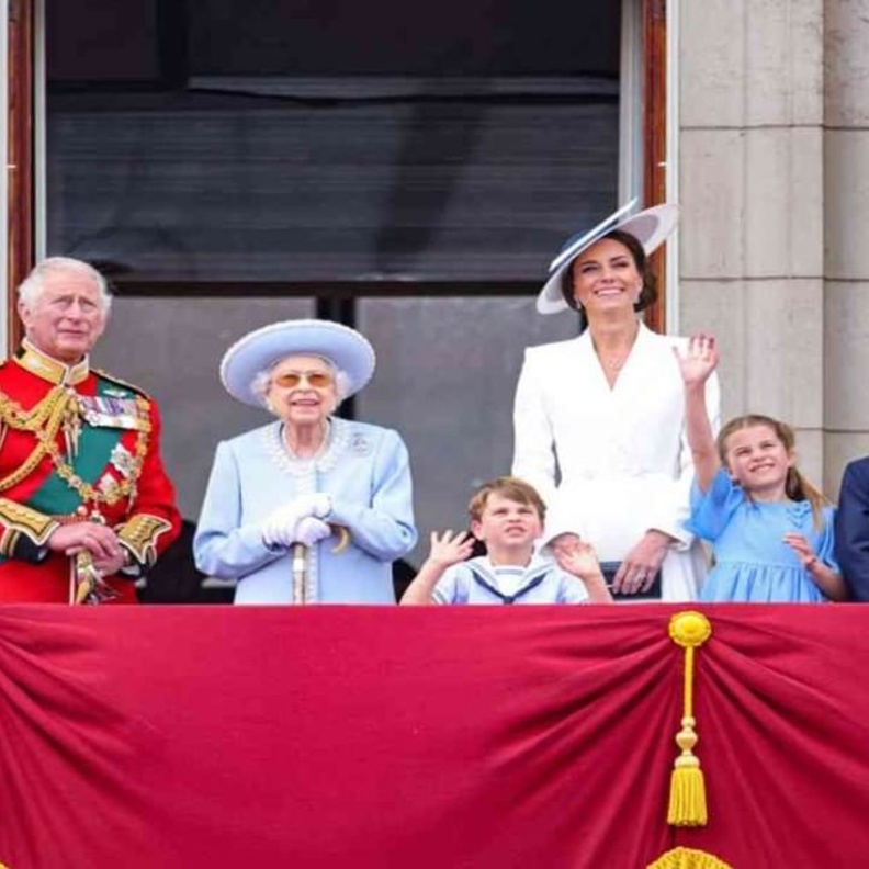 العائلة المالكة البريطانية لا تعرف أي شيء عن محتوى كتاب الأمير هاري