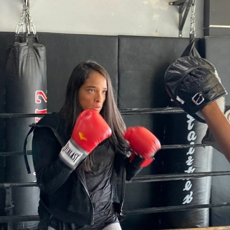 الملاكمة رشا الخميس