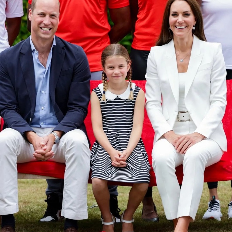 الملكة إليزابيث الثانية Queen Elizabeth II ملكة بريطانيا، تطلب من الأمير وليام Prince William وزوجته كيت ميدلتون Kate Middleton خفض نفقاتهما