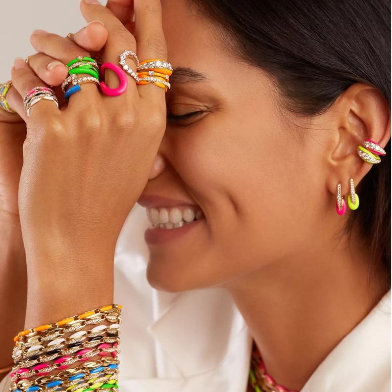 صور  أجمل مجوهرات الاناميل التي يجب اعتمادها هذا الصيف