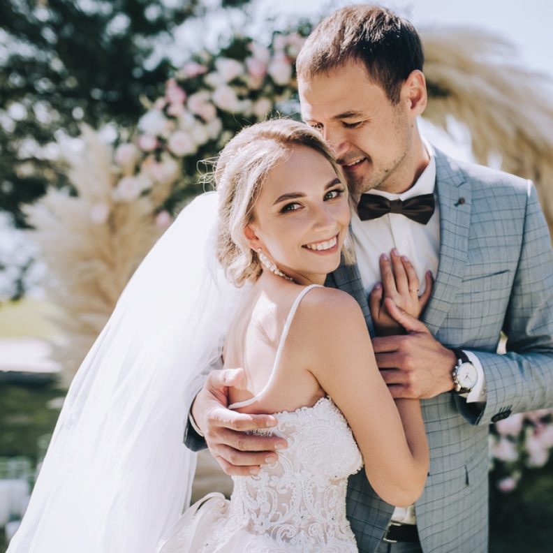 التمر. .  فوائد صحية وجمالية للعروسين