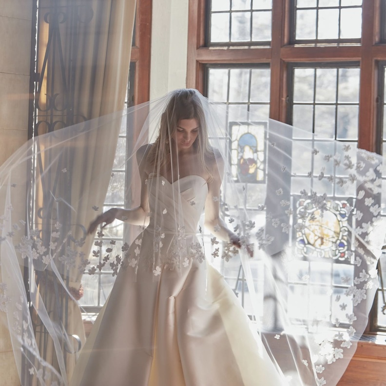 طرحة مطرزة@sarehnouri