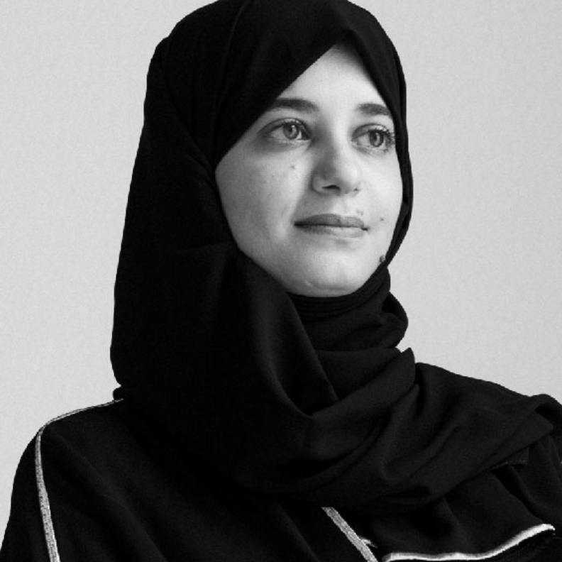 عمل فني إبداعي يعبر عن مفهوم "المؤاخاة" بأنامل الفنانة د. "زهرة الغامدي" في معرض الهجرة