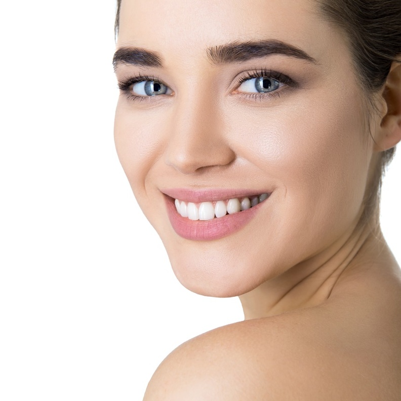 كيف تؤثر هرموناتك على صحة اسنانك